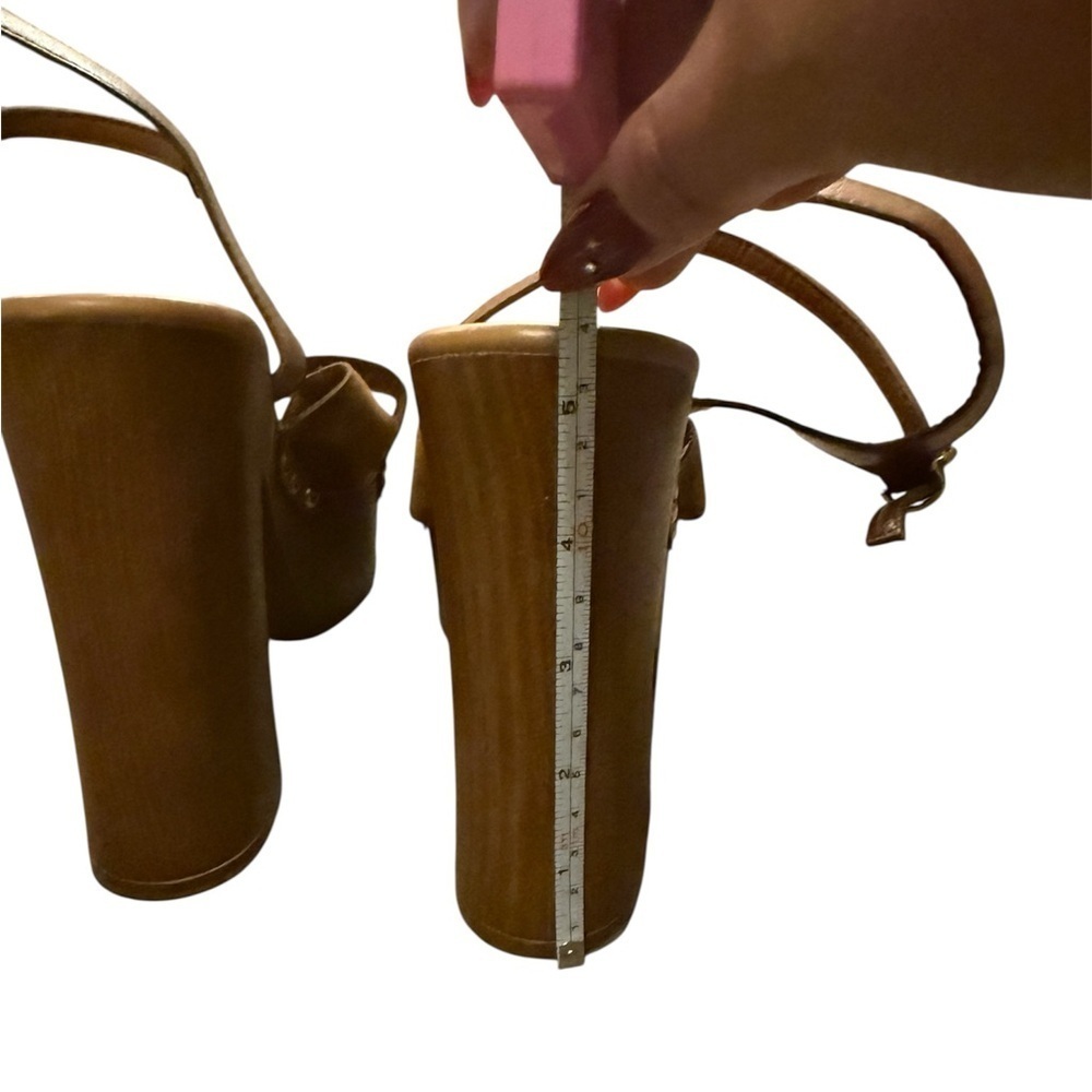 Breckelles Tan Platform Mules - Picture 5 of 7